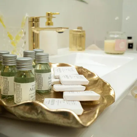 Gold Aleja Nmp 8 - Free Parking Apartament *