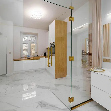 Apartament Gold Aleja Nmp 8 - Free Parking Częstochowa