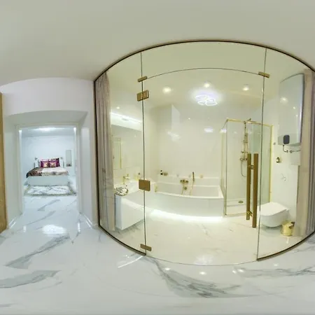 Apartament Gold Aleja Nmp 8 - Free Parking *