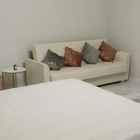 Gold Aleja Nmp 8 - Free Parking