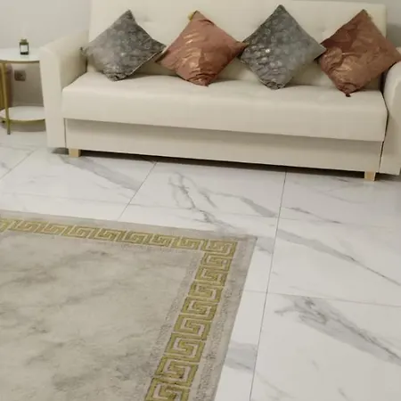 Gold Aleja Nmp 8 - Free Parking