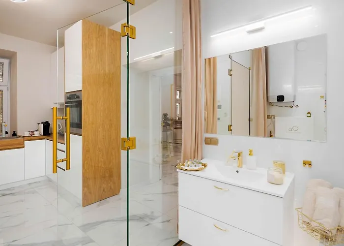 Gold Aleja Nmp 8 - Free Parking *