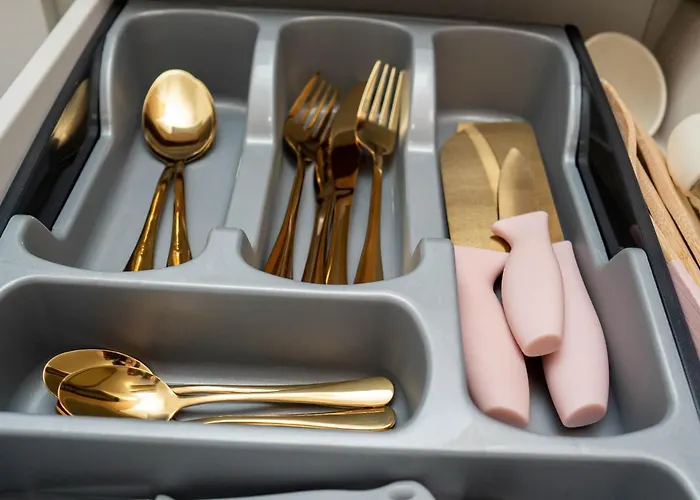 Gold Aleja Nmp 8 - Free Parking Apartment Czestochowa