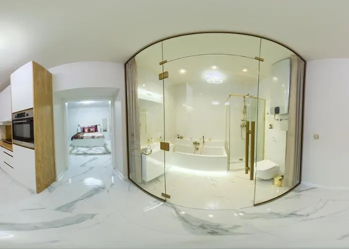 Apartment Gold Aleja Nmp 8 - Free Parking *