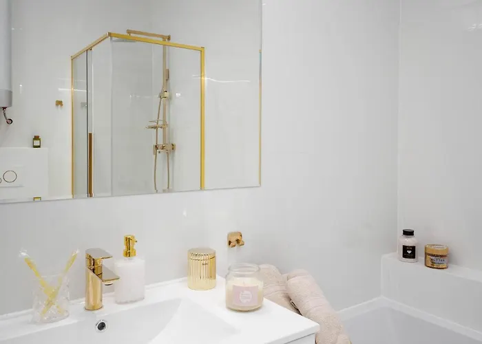 Apartment Gold Aleja Nmp 8 - Free Parking *